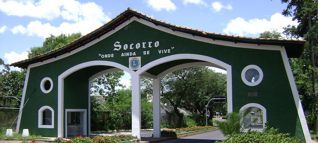 Portal de entrada da cidade. Socorro, São Paulo.