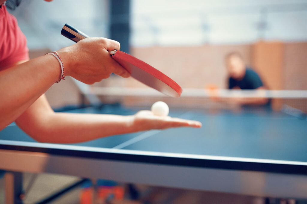 saque tenis de mesa