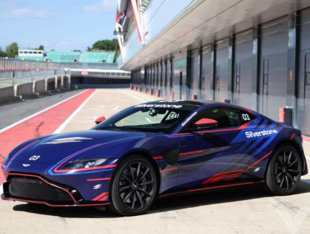 Aston Martin do Silverstone Circuit Driving Experience